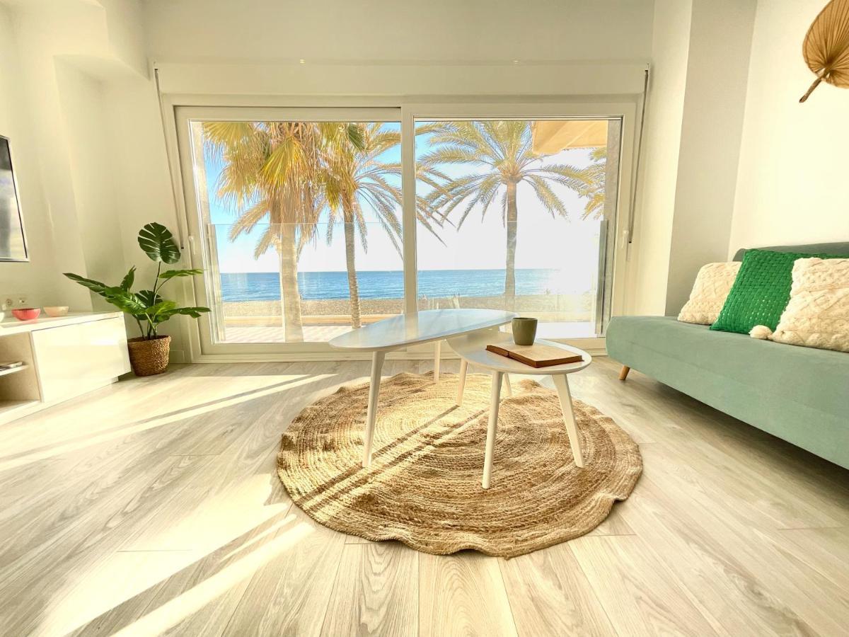 Cs6 Kaleria Suites Almería Exteriör bild