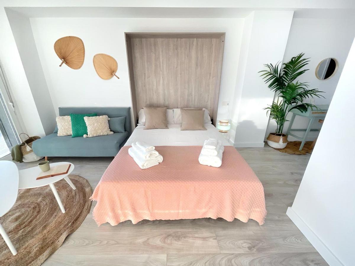 Cs6 Kaleria Suites Almería Exteriör bild