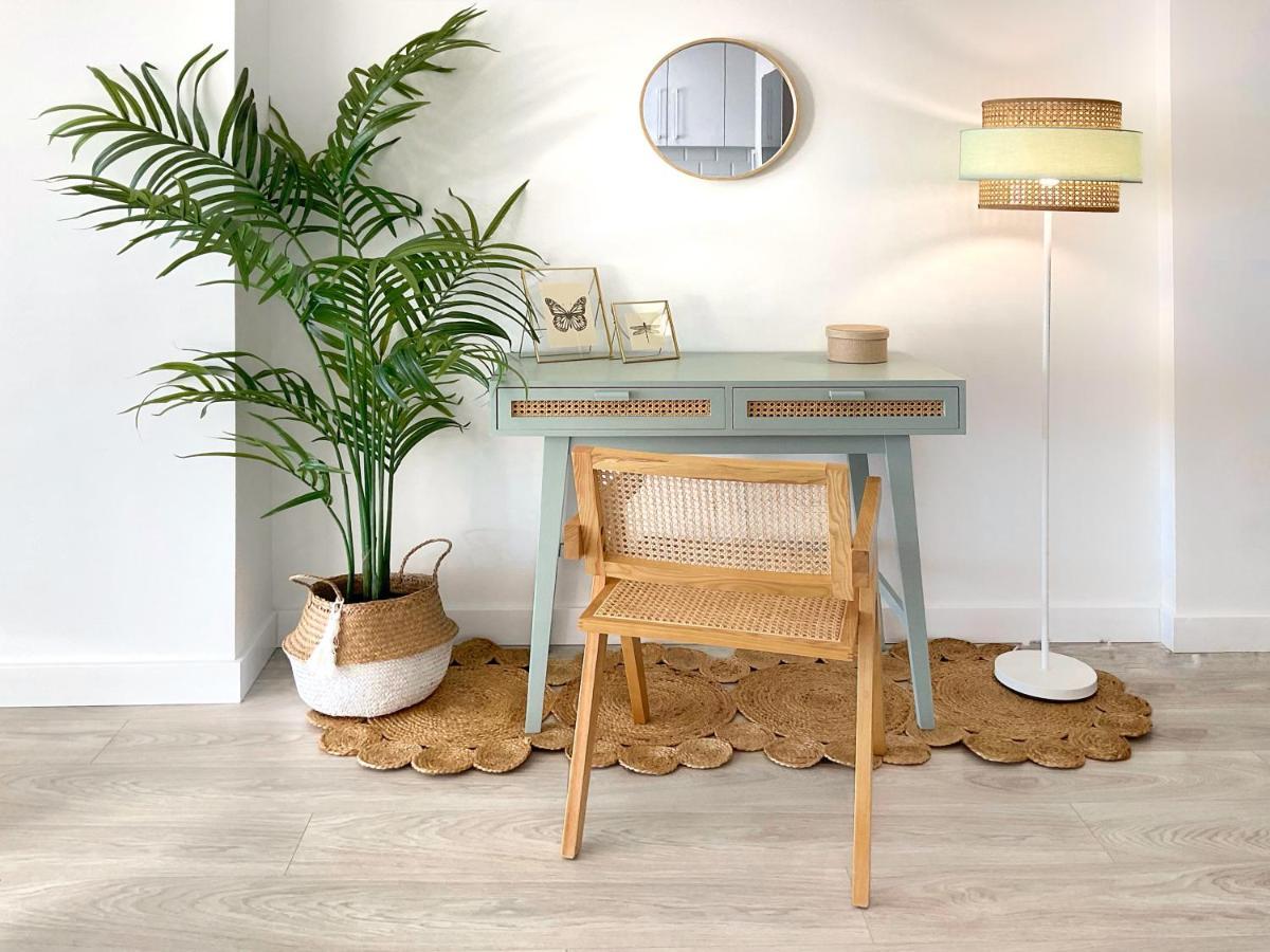 Cs6 Kaleria Suites Almería Exteriör bild