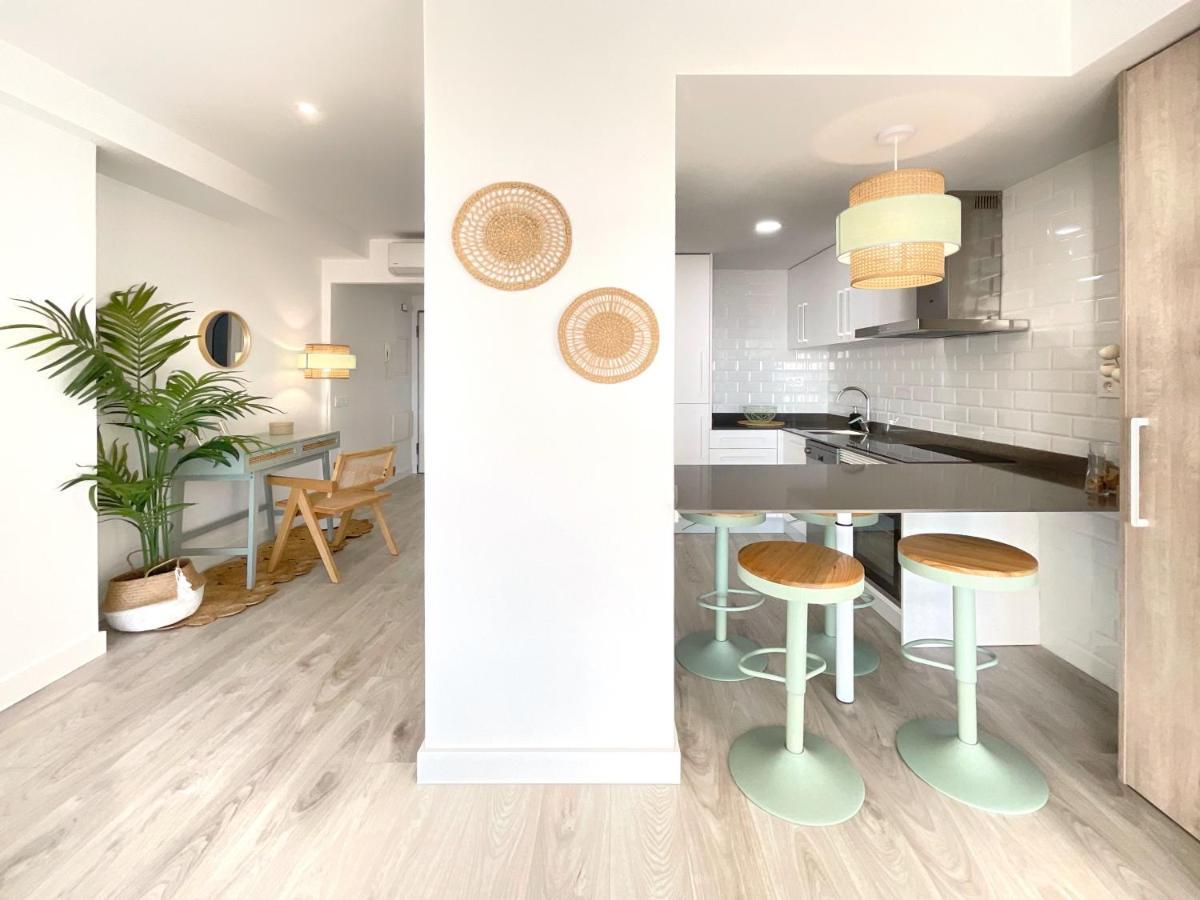 Cs6 Kaleria Suites Almería Exteriör bild