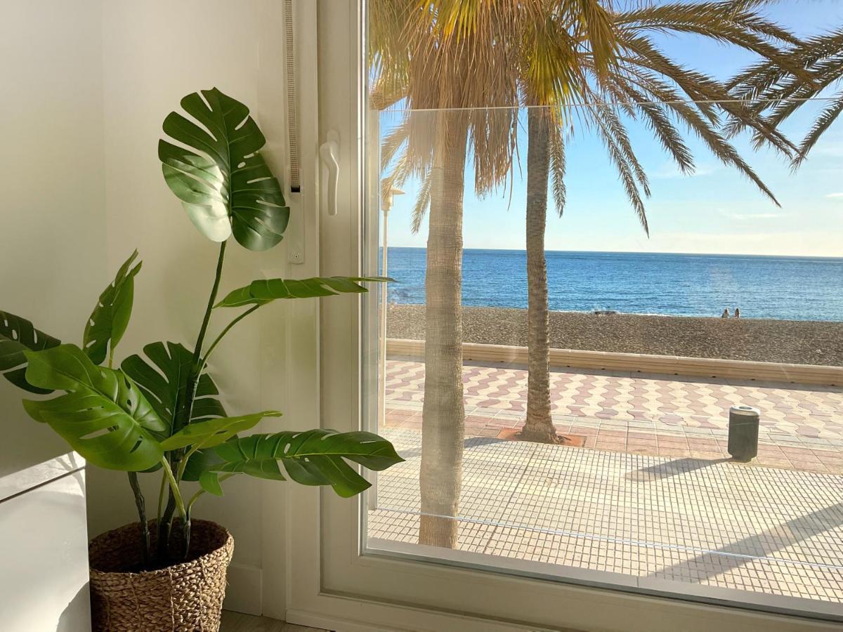 Cs6 Kaleria Suites Almería Exteriör bild